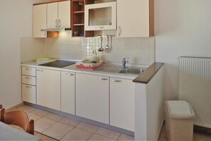 Comfort Apartment, 2 Bedrooms | Private kitchen | Fridge, electric kettle - Apartment Pink in Starigrad Paklenica Only 200 m From the sea (Starigrad)