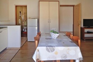 Appartement Confort, 2 chambres | Cuisine privée | Réfrigérateur, bouilloire électrique