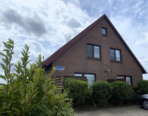 Classic Apartment, 2 Bedrooms | Exterior