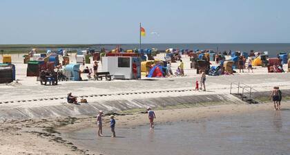 Geraeumige Ferienwohnungen mit Eigener Terrasse, Nessmersiel