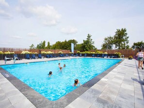 Elite Chalet, 3 Bedrooms | Pool | Outdoor pool