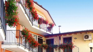Unclassified image, 2 of 60, button - Apartment in the Residence dei Fiori, Baveno (Baveno)