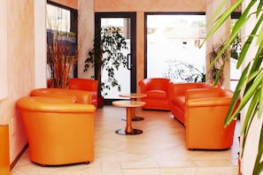 Comfort-Apartment, 2 Schlafzimmer | Wohnzimmer