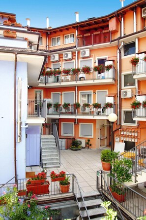 Klassiek appartement, 3 slaapkamers | Exterieur