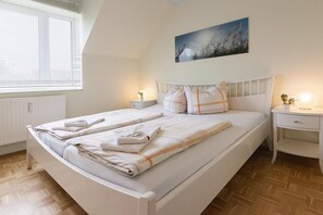 1 bedroom, individually furnished, bed sheets