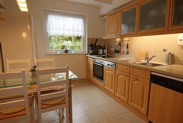 Fridge, microwave, oven, dishwasher