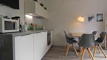 Luxury-Apartment, 3 Schlafzimmer | Eigene Küche | Kühlschrank, Mikrowelle, Ofen, Geschirrspüler