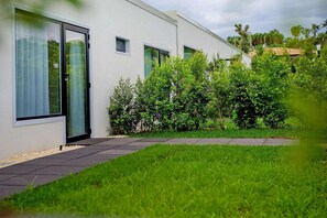 Bungalow phong cách cổ điển, 2 phòng ngủ | Vườn