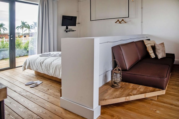 Comfort Bungalow, 1 Bedroom | 3 bedrooms, individually furnished
