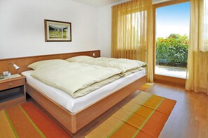 Comfort-Apartment, 1 Schlafzimmer | 3 Schlafzimmer, individuell eingerichtet, Bettwäsche