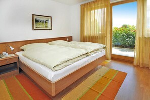2 bedrooms, individually furnished, bed sheets
