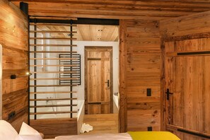 5 bedrooms, bed sheets - Flachau Chalet With a Sauna (Flachau)