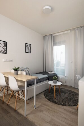 Chambre Double | Salle à manger