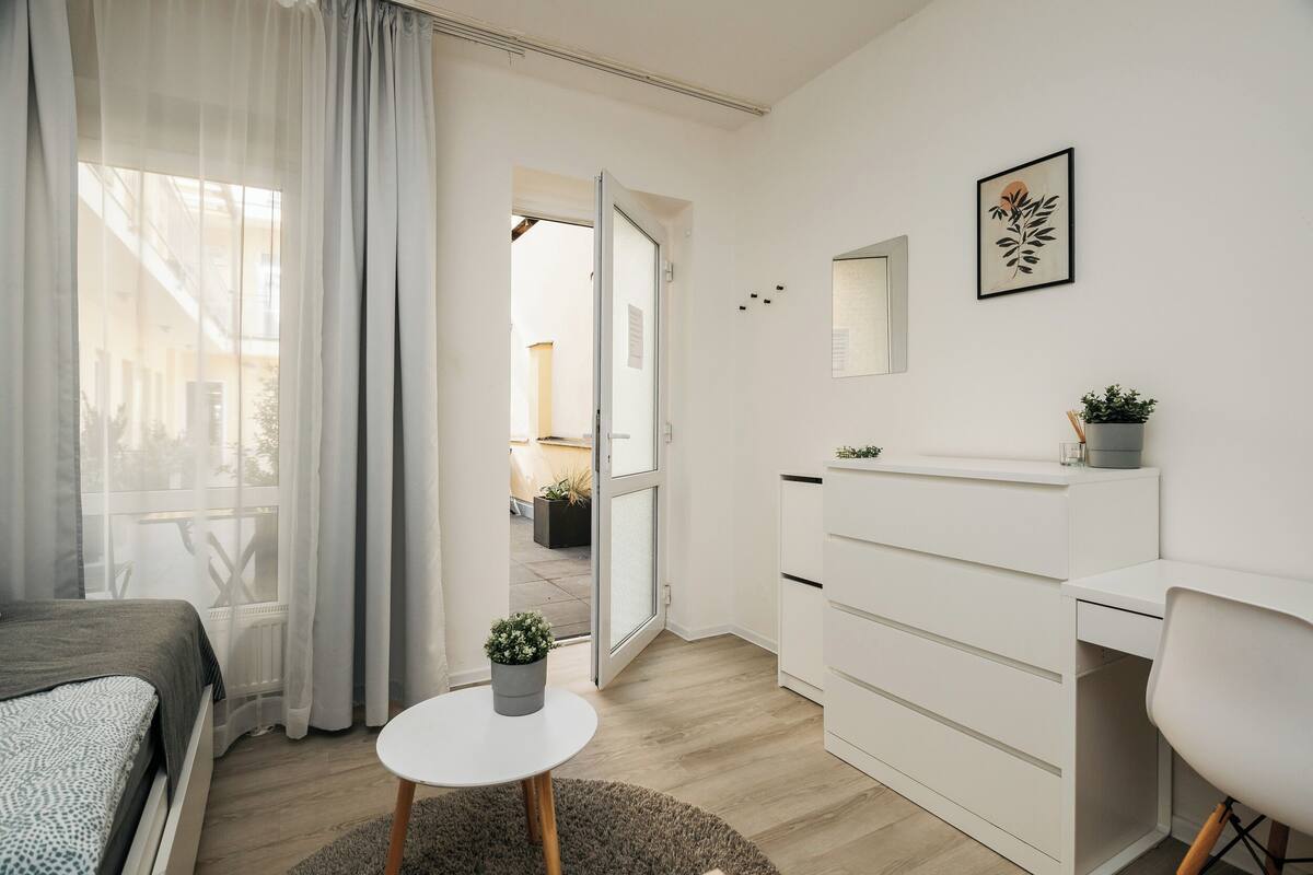1 bedroom, iron/ironing board, free WiFi, bed sheets