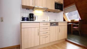 Elite Apartment, 1 Bedroom | Private kitchen | Fridge, microwave, dishwasher, coffee/tea maker