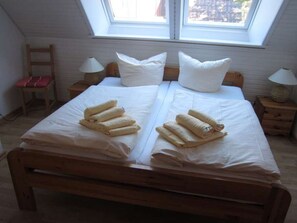 Comfort Apartment, 2 Bedrooms | 7 bedrooms, individually furnished