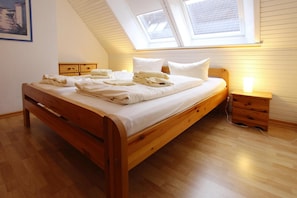 Comfort Apartment, 2 Bedrooms | 7 bedrooms, individually furnished - Apartment in Westerland (Sylt)