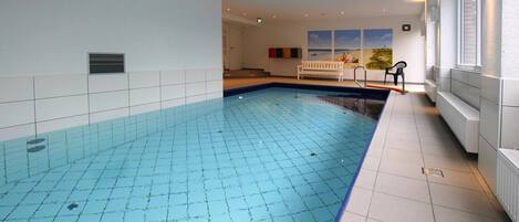 Indoor pool, outdoor pool
