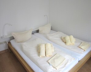 Comfort Apartment, 1 Bedroom | 9 bedrooms, individually furnished