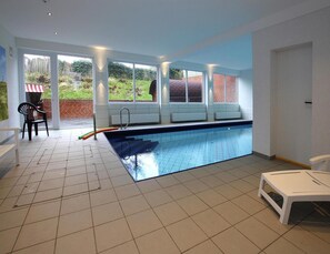 Comfort-Apartment, 2 Schlafzimmer | Pool | Innenpool, Außenpool