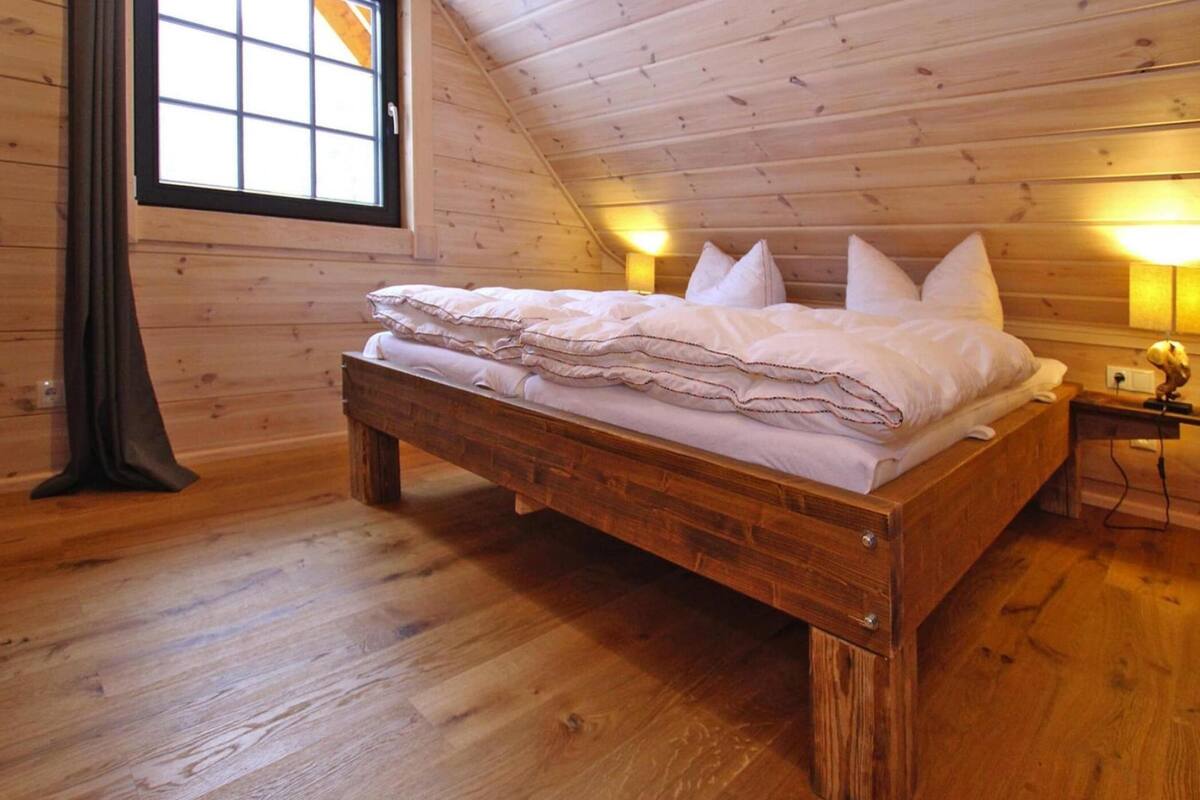 3 chambres, ameublement personnalisé