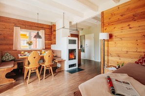 Comfort House, 3 Bedrooms | Living room | Fireplace - Holiday Homes in the Schierke Harzresort on the Brocken, Schierke (Wernigerode)