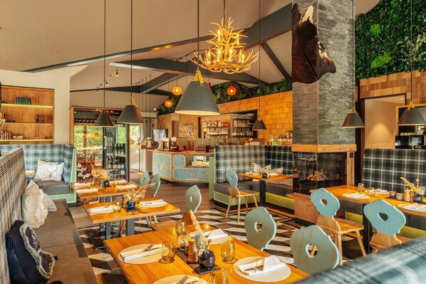 บ้านพักคลาสสิก, 3 ห้องนอน | ร้านอาหาร