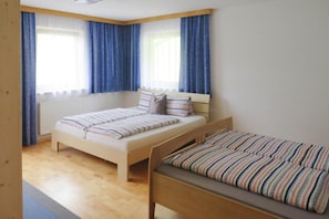 7 bedrooms, individually furnished, bed sheets