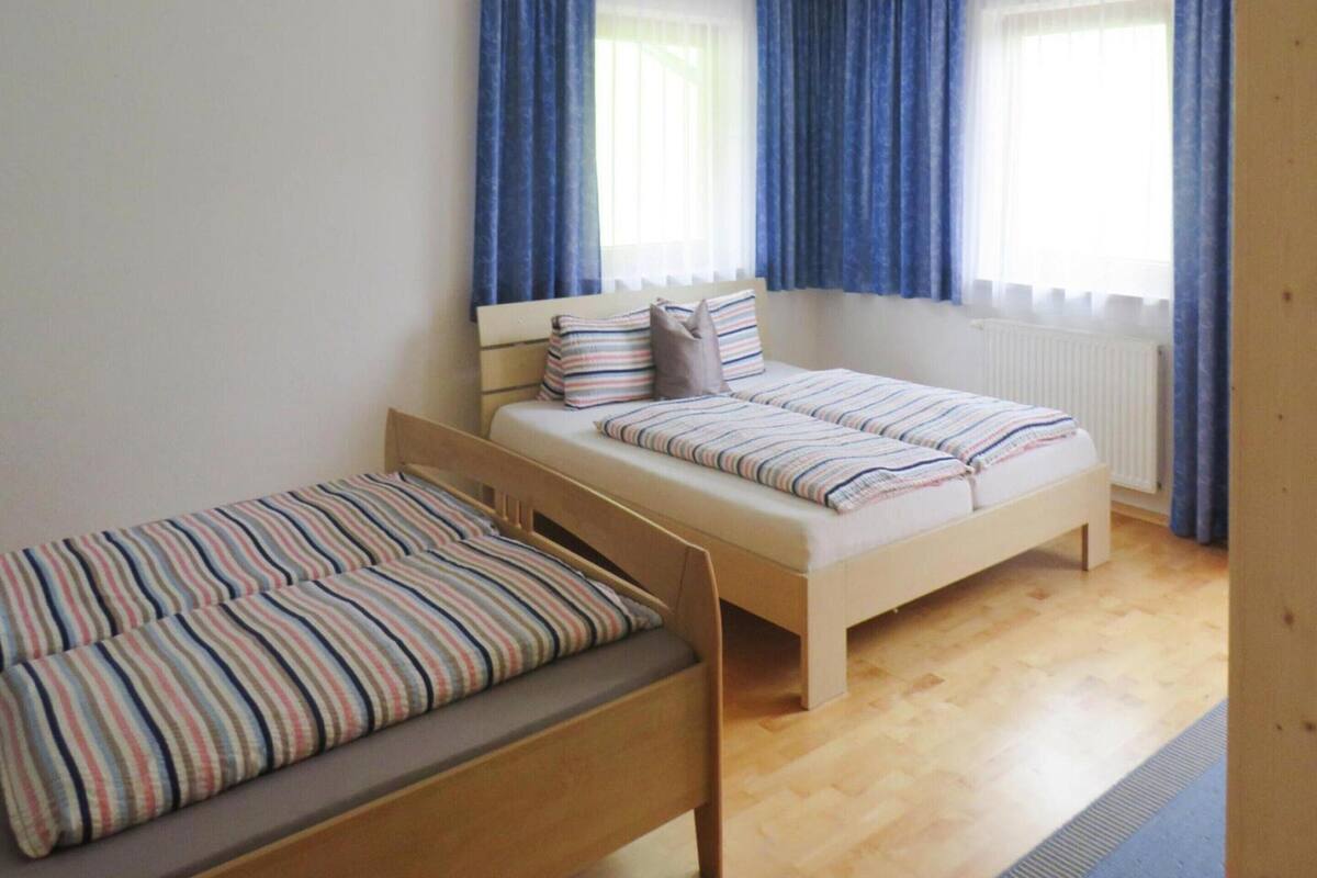 Comfort House, 3 Bedrooms | 7 bedrooms, individually furnished, bed sheets