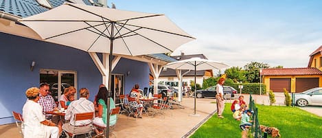 Classic House, 3 Bedrooms | Outdoor dining