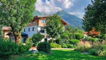 Klassiek appartement, 3 slaapkamers | Exterieur