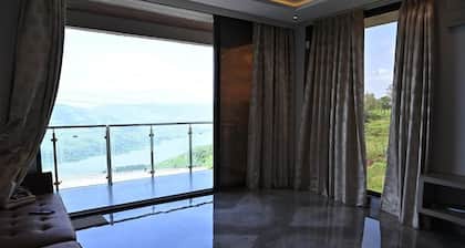 Shreeji Villa By Joy Suites