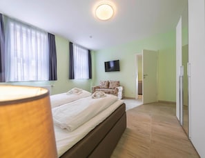 Classic-Apartment, 2 Schlafzimmer | 3 Schlafzimmer