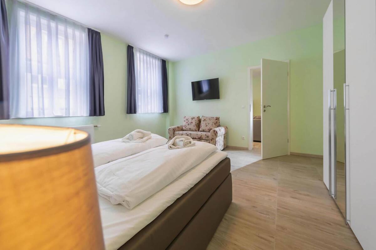 Deluxe Apartment, 2 Bedrooms | 3 bedrooms