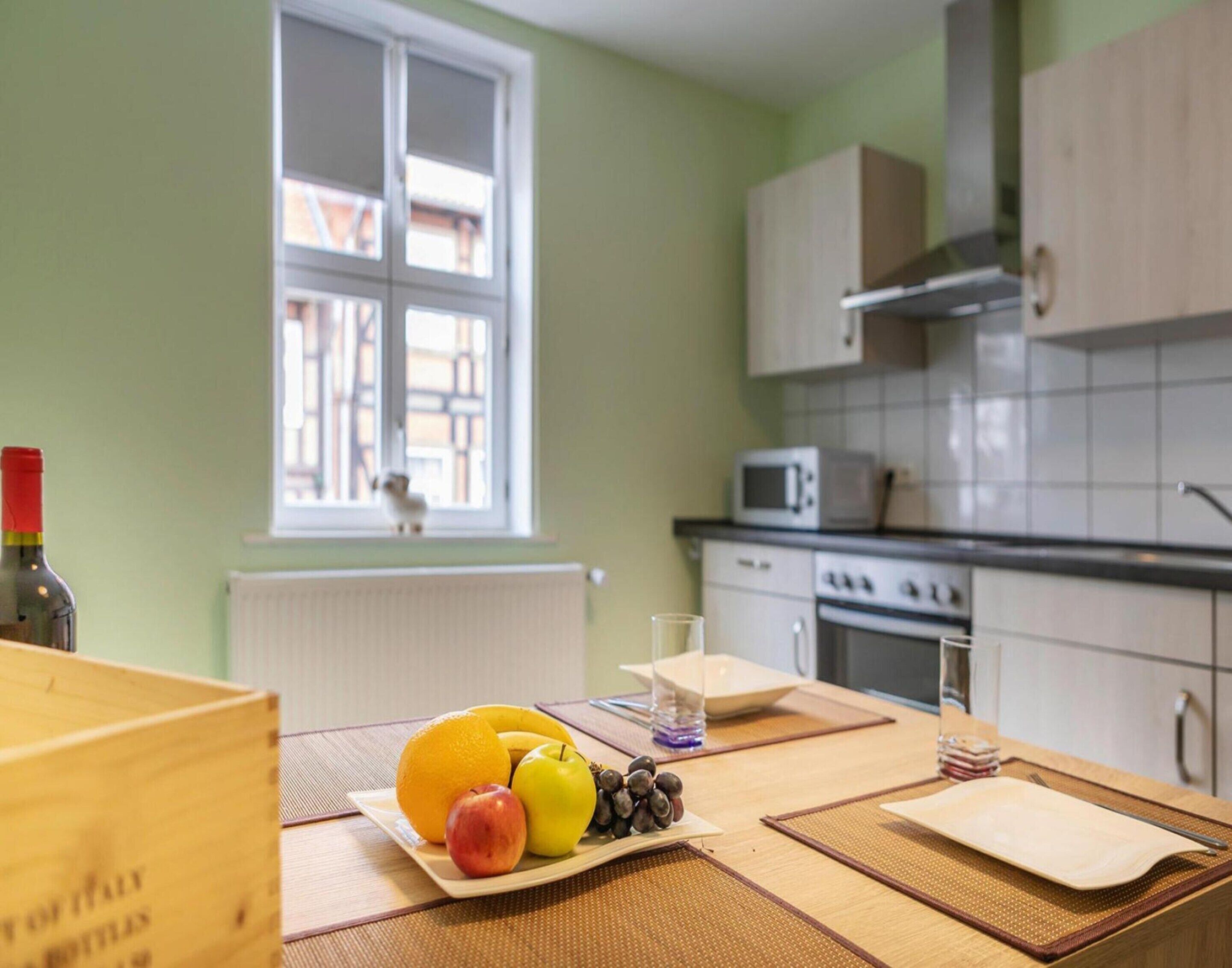 Deluxe Apartment, 3 Bedrooms | Private kitchen | Fridge, microwave, oven, dishwasher