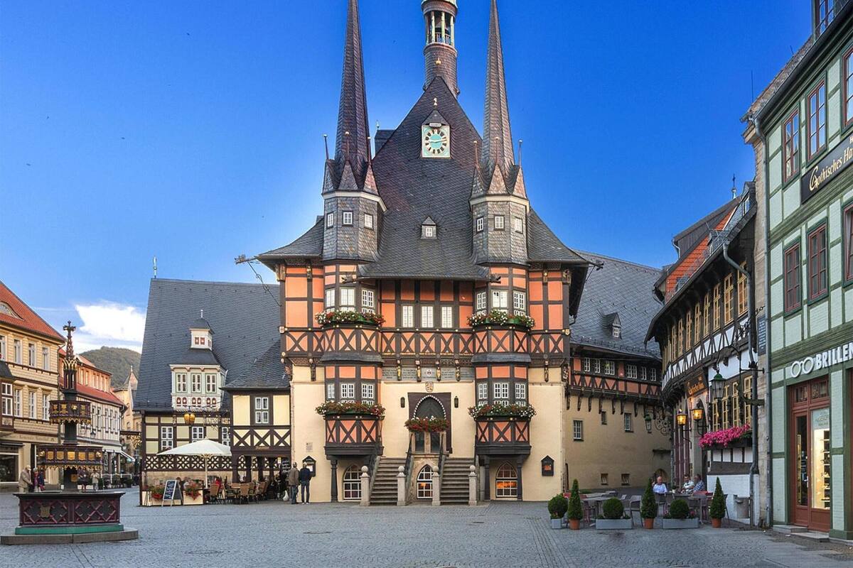 Esterni
