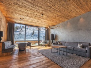 Apartamento elite, 2 quartos | Sala de estar