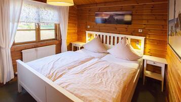 7 phòng ngủ, trang bị nội thất với thiết kế riêng biệt, bộ trải giường