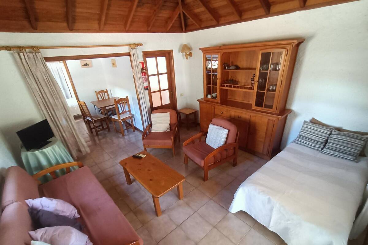 1 Schlafzimmer, individuell eingerichtet, Bettwäsche