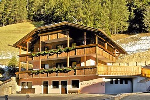 Exterior - Amazing Apartment House Diamant With Breathtaking View (Santa Cristina Val Gardena)