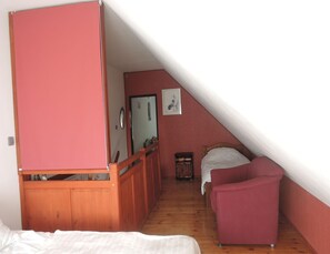 Leilighet – deluxe, 1 soverom | 6 soverom, individuelt innredet og sengetøy