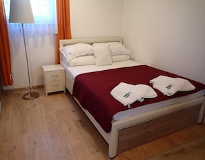 Comfort-Haus, 1 Schlafzimmer | 7 Schlafzimmer, individuell eingerichtet, Bettwäsche
