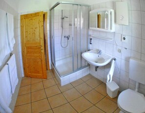 Classic House, 3 Bedrooms | Bathroom - Harz Holiday Park, Hasselfelde (Oberharz am Brocken)