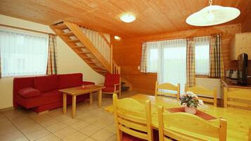 Rumah Deluks, 3 kamar tidur | Ruang keluarga | Pemutar DVD