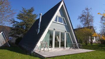 Classic House, 2 Bedrooms | Exterior