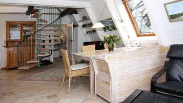 Classic House, 2 Bedrooms | Living room | DVD player