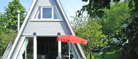 Deluxe House, 2 Bedrooms | Balcony