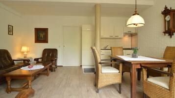 Klassiek appartement, 3 slaapkamers | Woonkamer