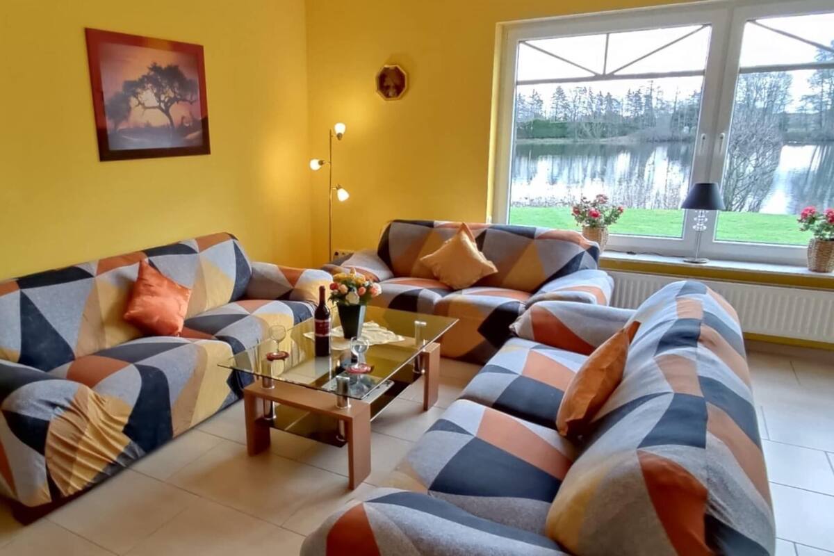 24 bedrooms, individually furnished, bed sheets