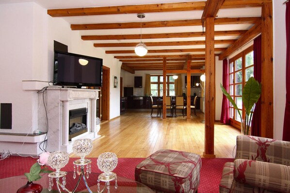 Casa Confort, 5 habitaciones | Zona de estar